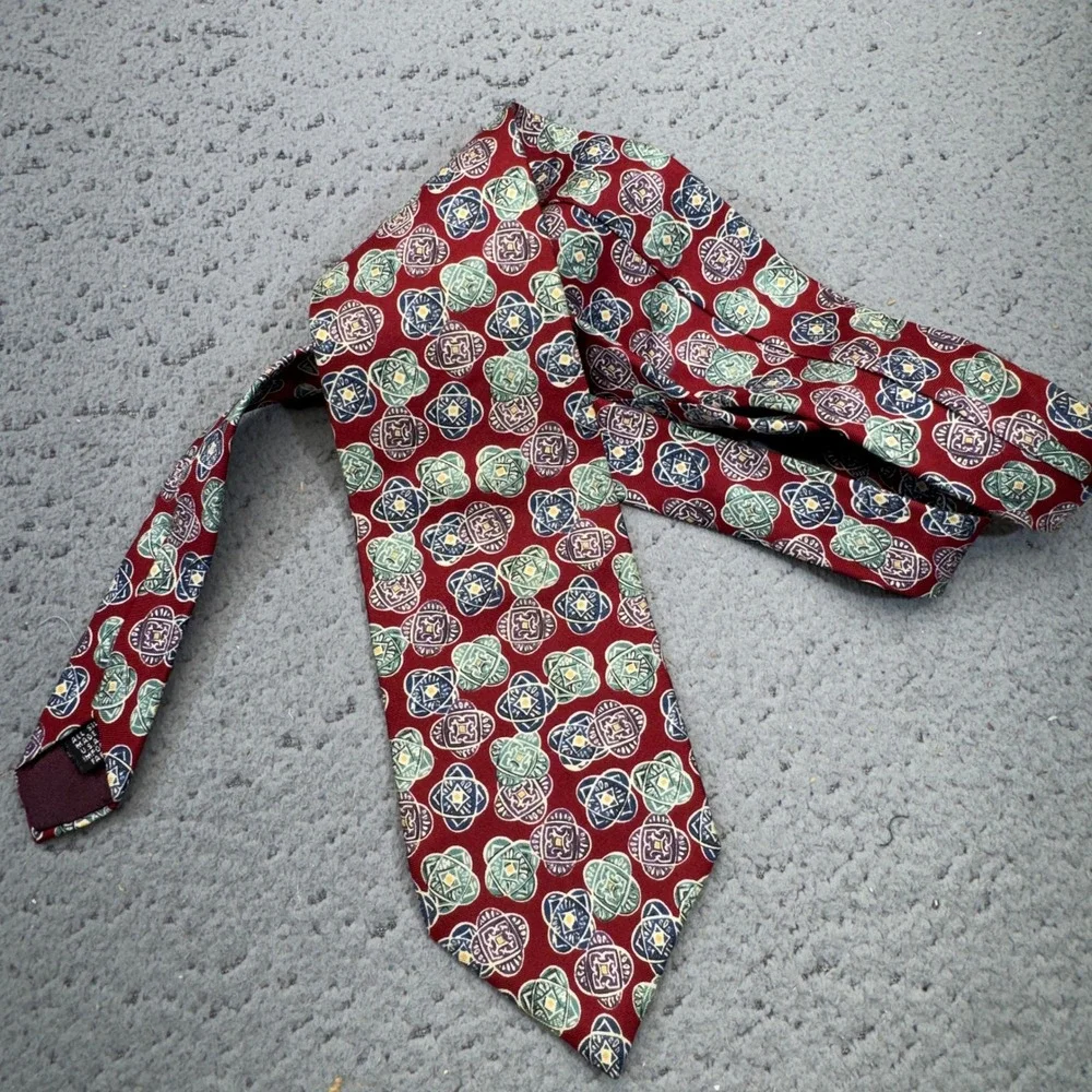 Vintage Christian Dior Monsieur Tie Red Medallion Foulard Silk USA Designer